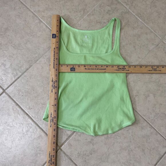 Free People Movement Throw and Go Tank Top M lime sq. Neck ribbed rounded hem - Picture 5 of 9